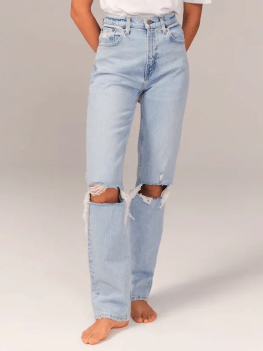 Women's 90s Ultra High Rise Straight Jeans light ripped medium wash